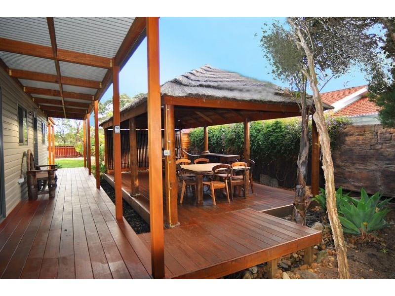111 Toorak Rd, Inverloch VIC 3996