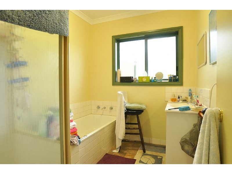 2 Murray Street, Inverloch VIC 3996