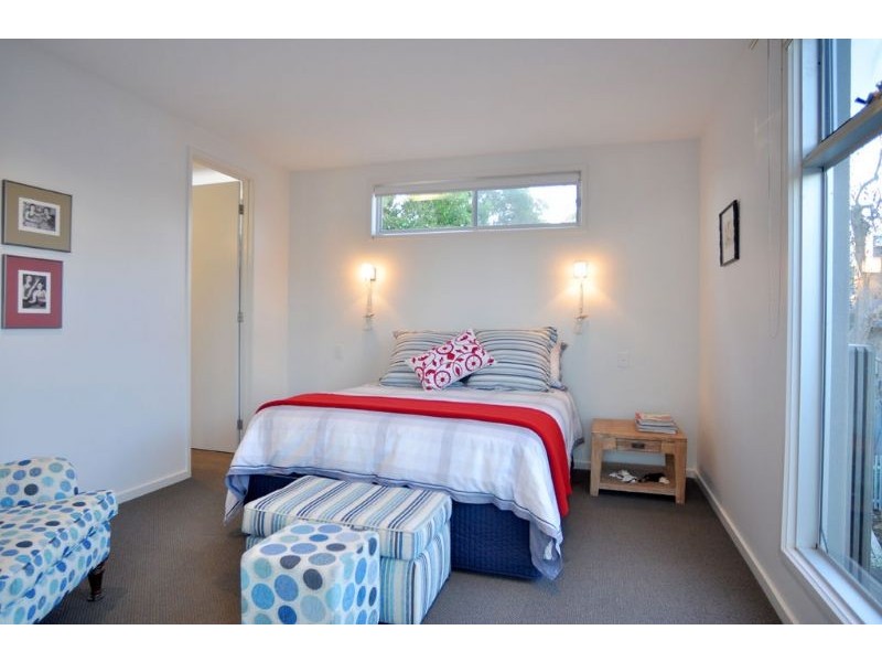 14 Ebor Avenue, Inverloch VIC 3996