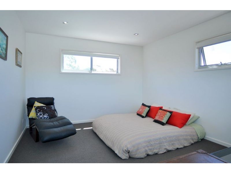 14 Ebor Avenue, Inverloch VIC 3996