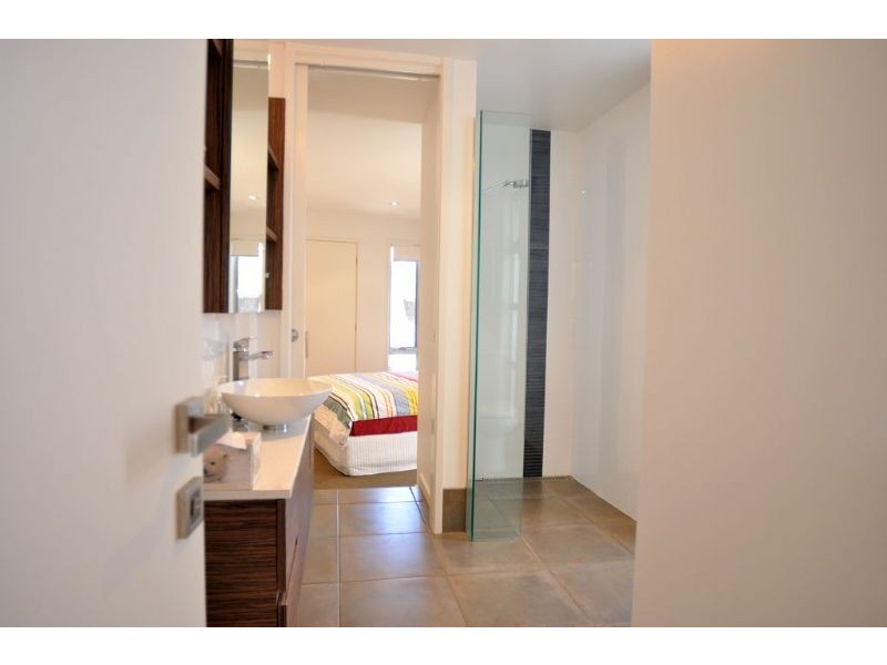 14 Ebor Avenue, Inverloch VIC 3996