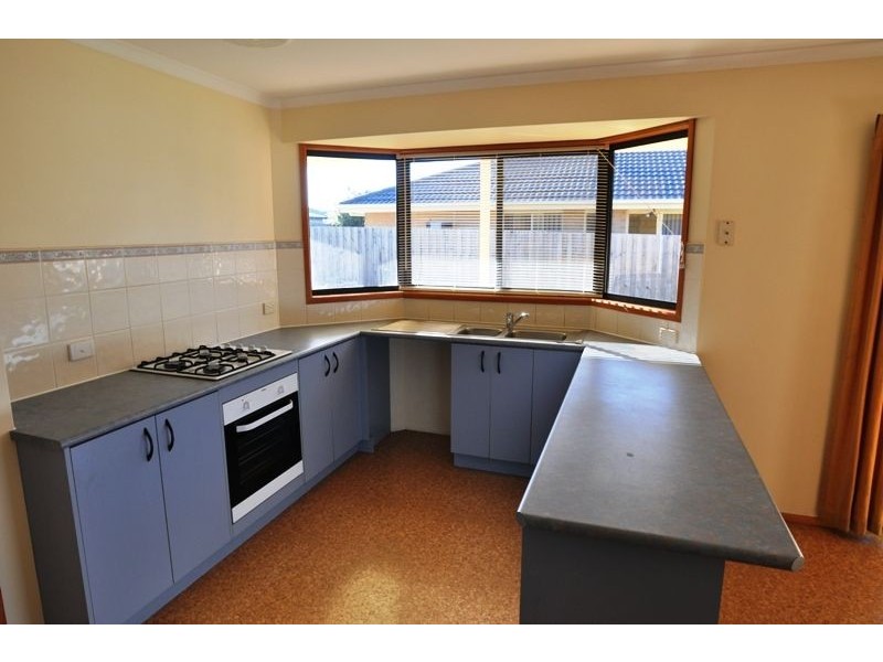 21 Ullathornes Road, Inverloch VIC 3996
