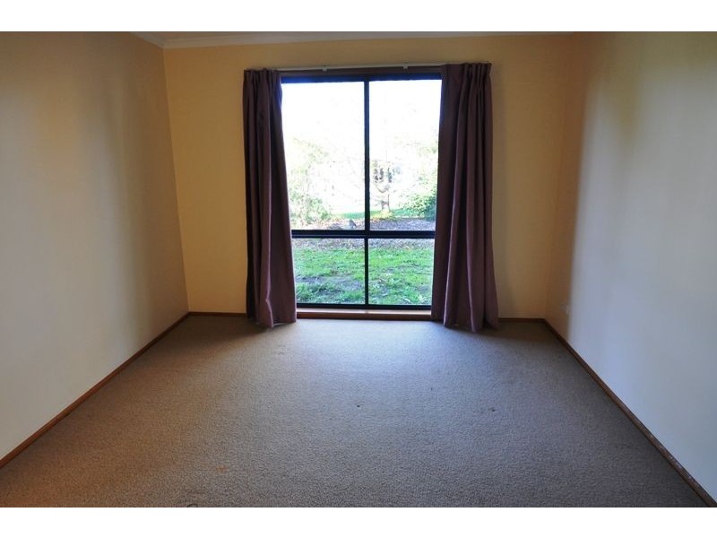 21 Ullathornes Road, Inverloch VIC 3996