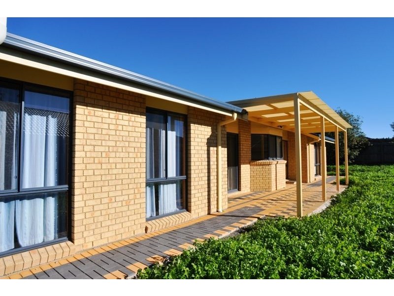 21 Ullathornes Road, Inverloch VIC 3996