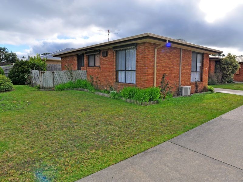 1/6-8 Powlett Street, Inverloch VIC 3996