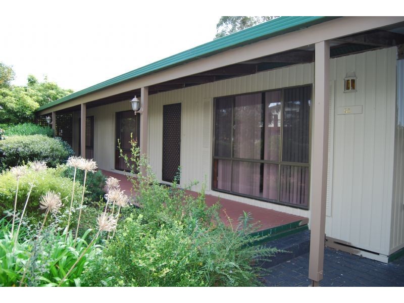 25 Gordon Avenue, Inverloch VIC 3996