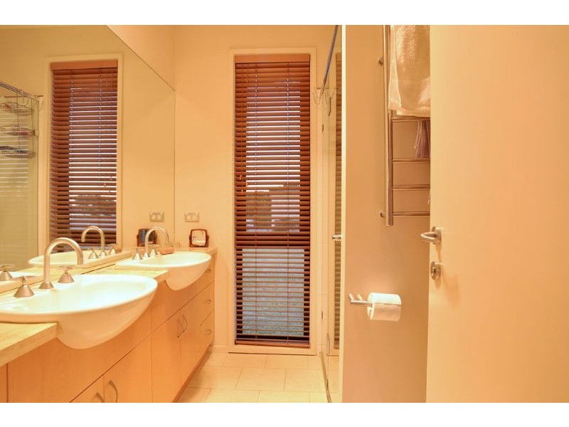 4/11 St Kilda Street, Inverloch VIC 3996
