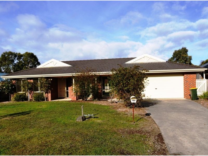 50 Royal Parade, Inverloch VIC 3996