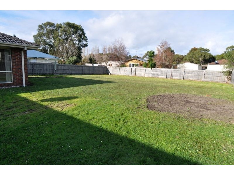 50 Royal Parade, Inverloch VIC 3996