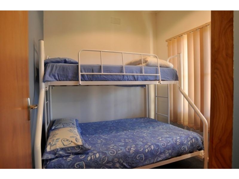 21 Beilby Ave, Inverloch VIC 3996