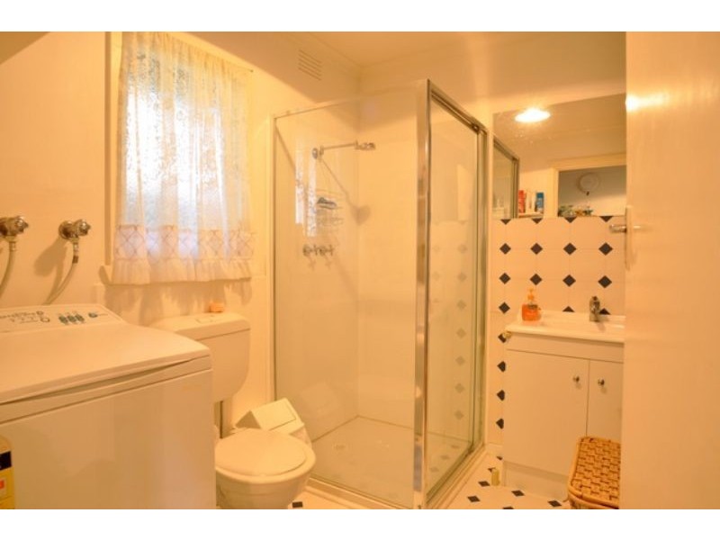 21 Beilby Ave, Inverloch VIC 3996