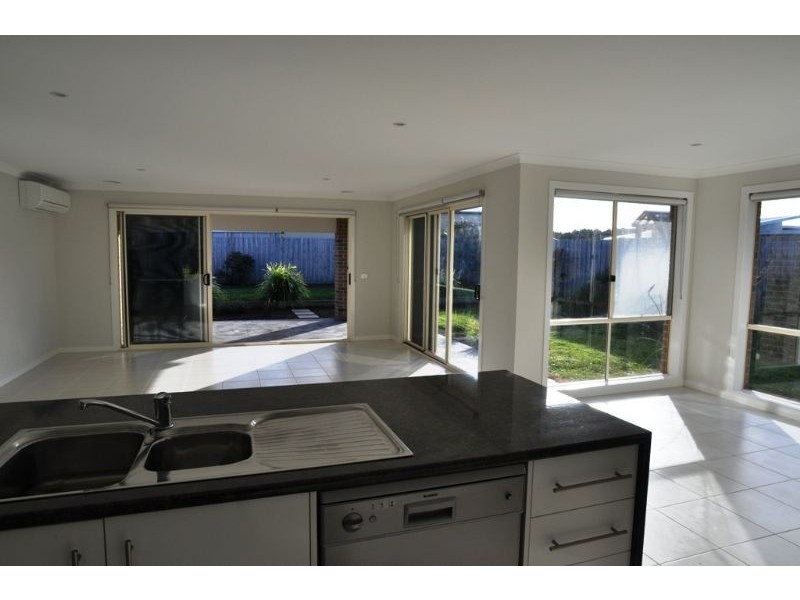 10 Plover Way, Inverloch VIC 3996