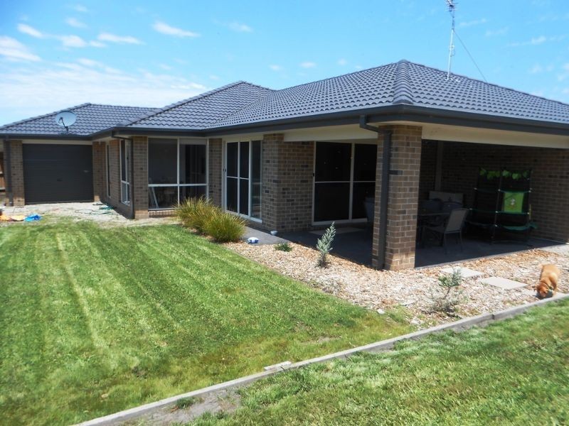 10 Plover Way, Inverloch VIC 3996