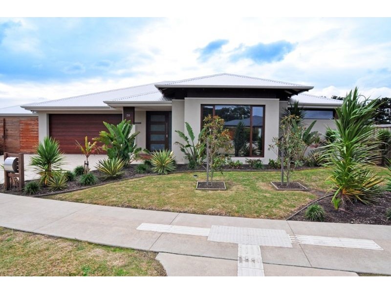 28 Paperbark Plc, Inverloch VIC 3996