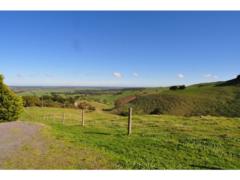 17 Main Road, Outtrim, Inverloch VIC 3996