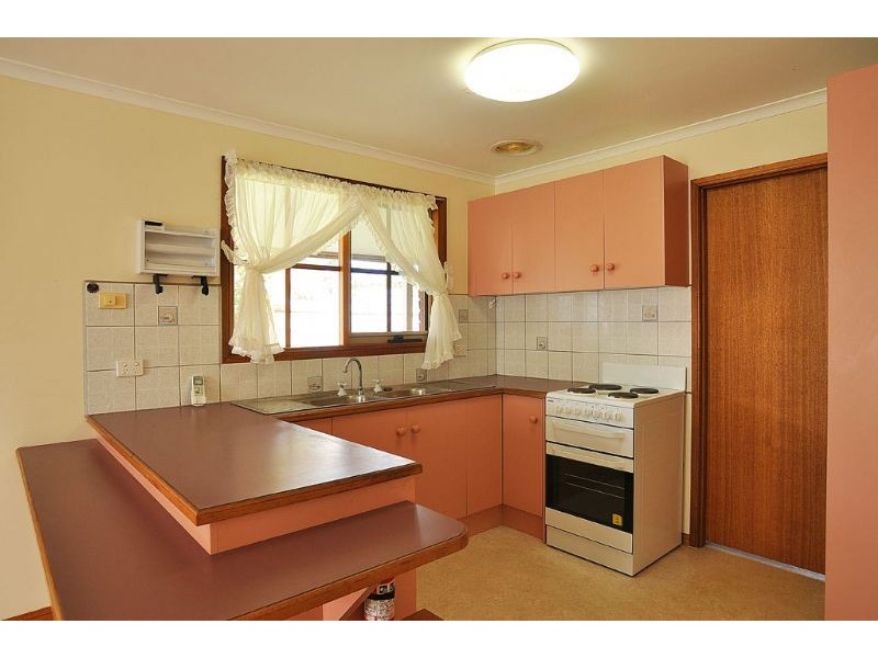 5 Stewart Avenue, Inverloch VIC 3996