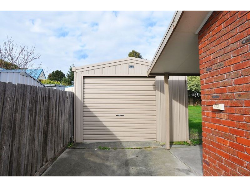 5 Stewart Avenue, Inverloch VIC 3996