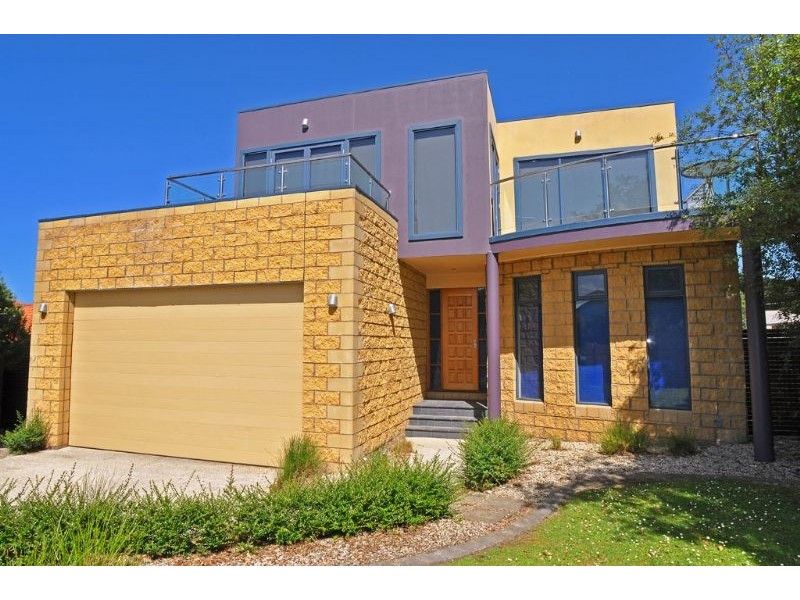 19 Williams Street, Inverloch VIC 3996