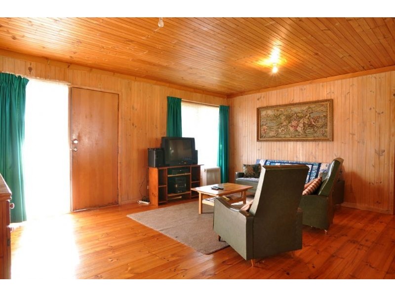 8 Inverloch-Venus Bay Road, Inverloch VIC 3996