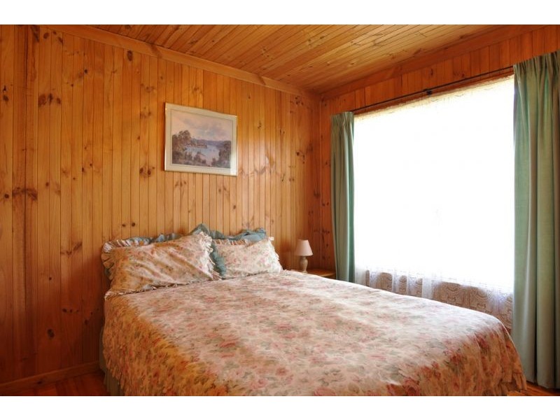 8 Inverloch-Venus Bay Road, Inverloch VIC 3996