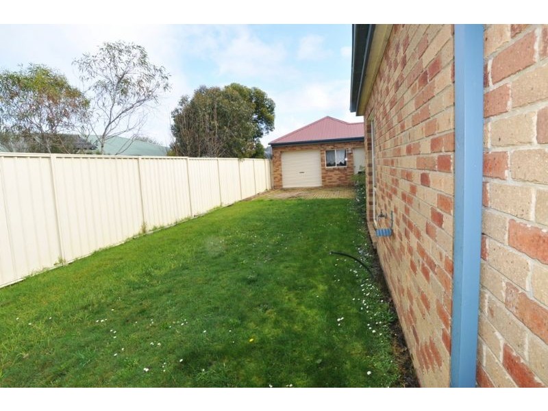 23 Youll Grv, Inverloch VIC 3996