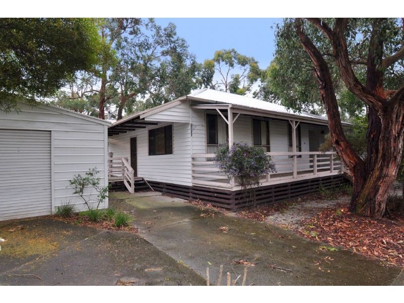 24 Tower Street, Inverloch VIC 3996