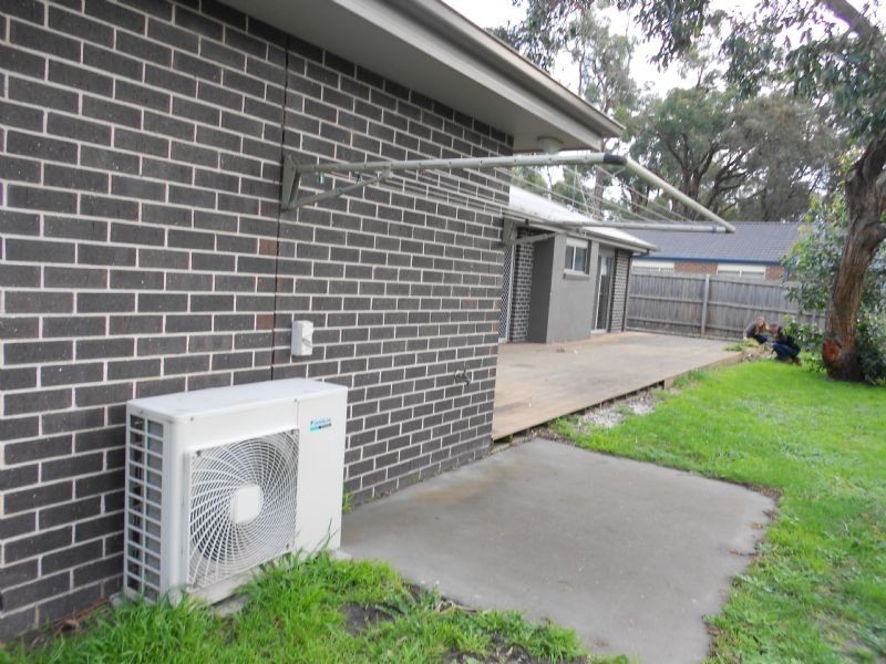 44 Woodland Heath Drv, Inverloch VIC 3996