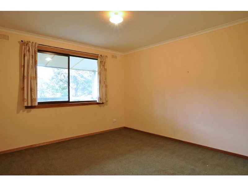7B Halford St, Inverloch VIC 3996
