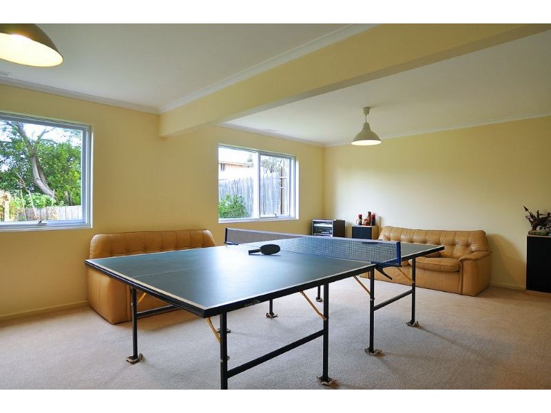 27 Garden Cres, Inverloch VIC 3996