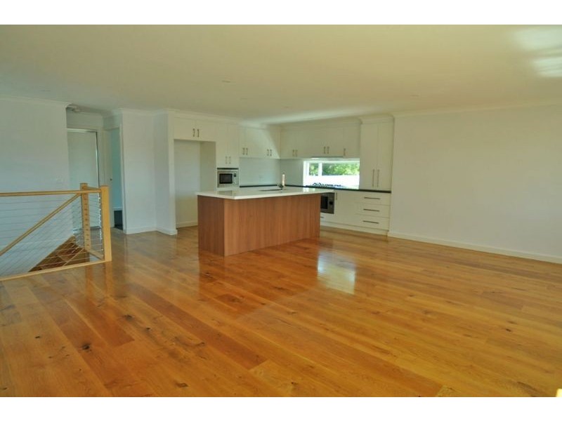 67a & 67b Halford St, Inverloch VIC 3996