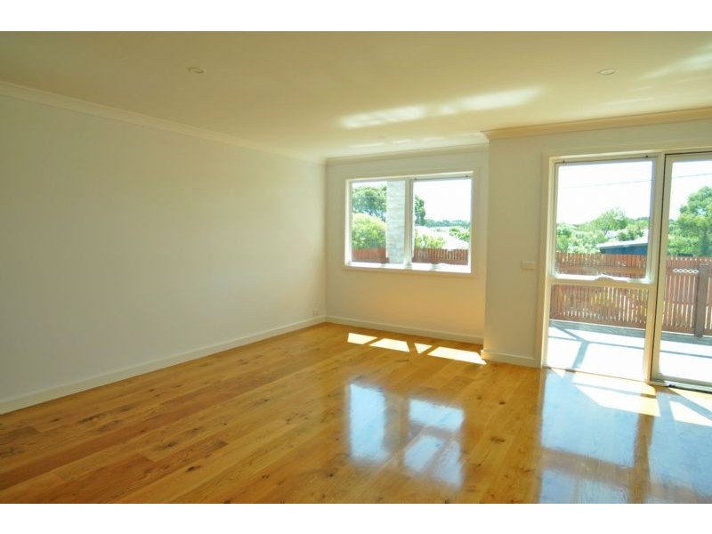 67a & 67b Halford St, Inverloch VIC 3996