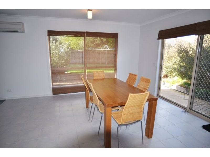 99 Bayview Ave, Inverloch VIC 3996