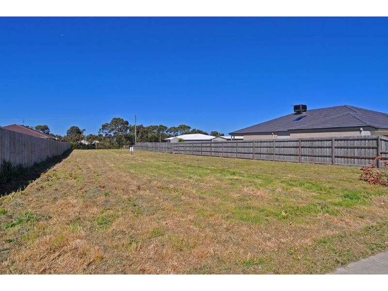 4 Oceanic Drive, Inverloch VIC 3996