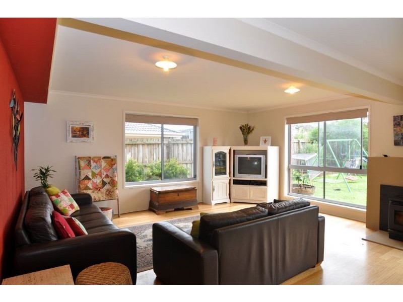 6 Meridian Court, Inverloch VIC 3996