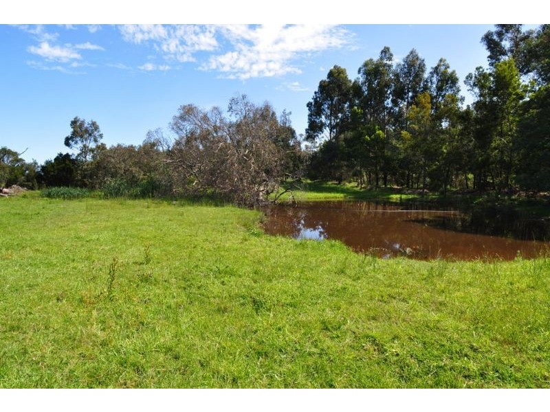 86 Albert Ruttle Drive, Inverloch VIC 3996