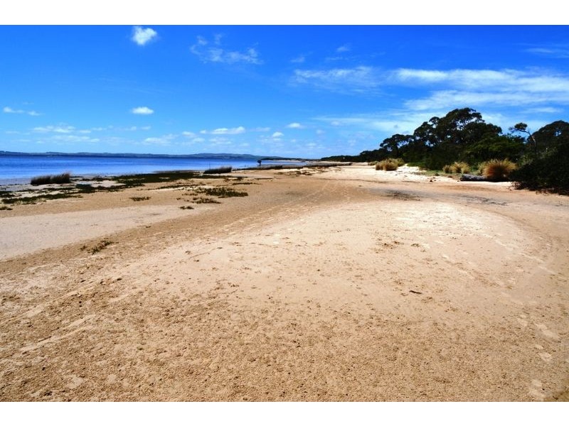 810 Lees Rd, Venus Bay VIC 3956