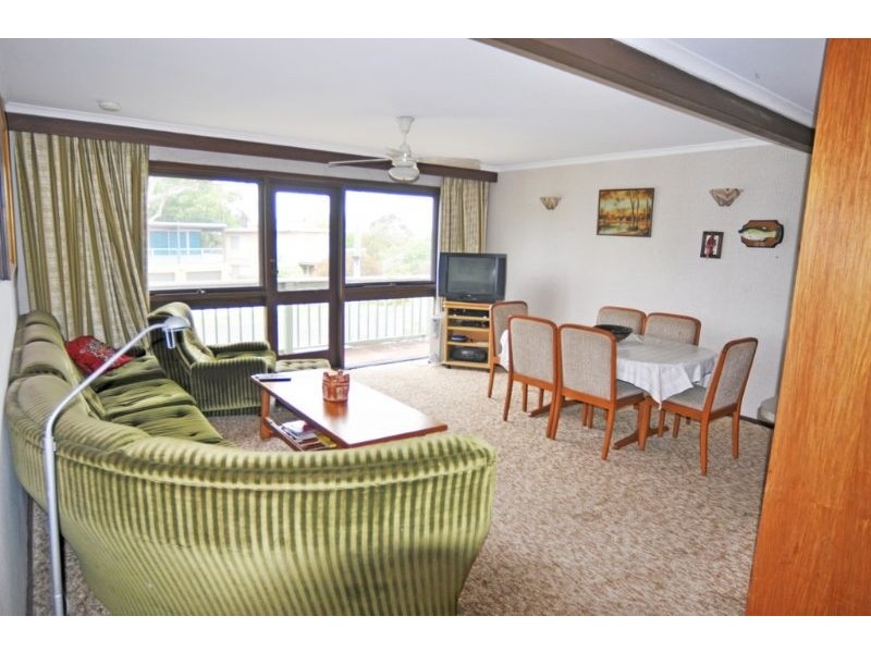 3 Anderson Ave, Inverloch VIC 3996