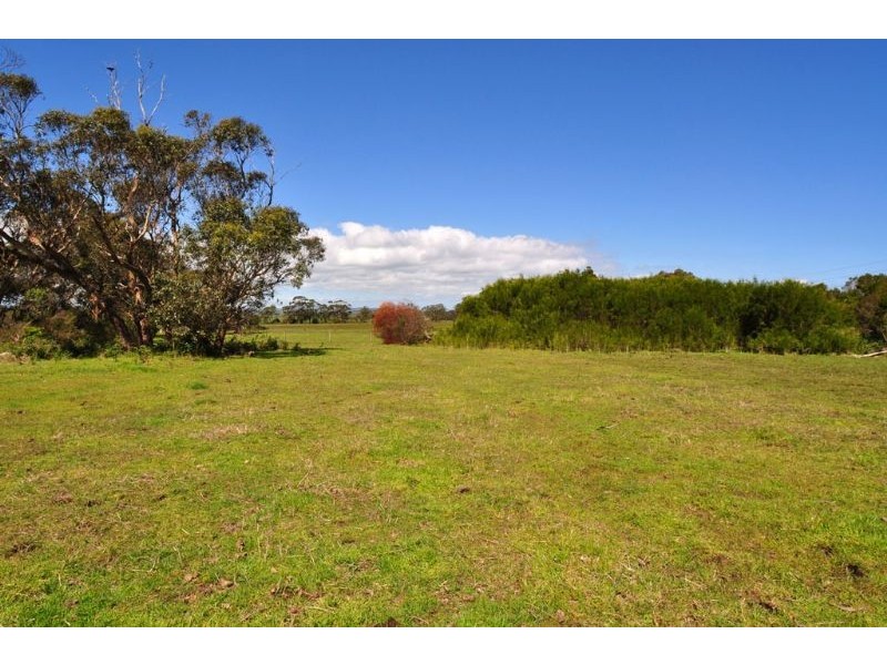 20 Pearsalls Road, Inverloch VIC 3996