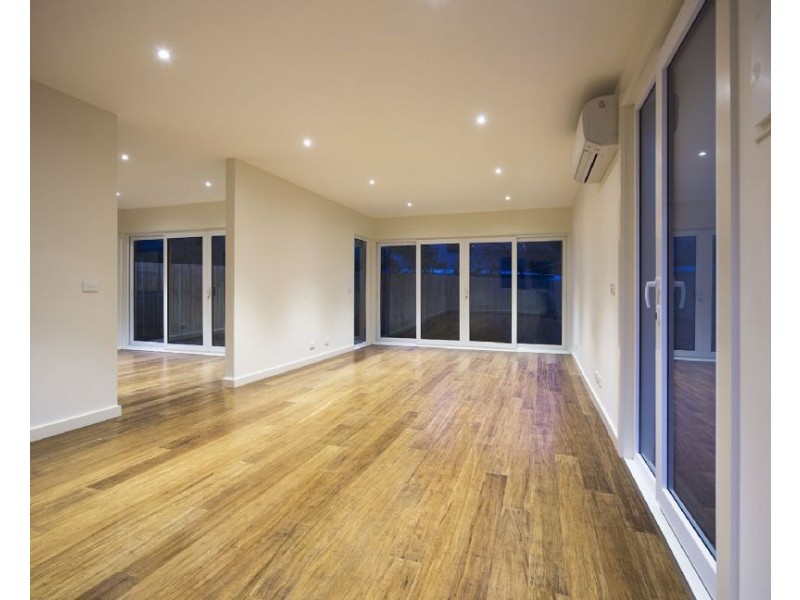 1/70 Surf Parade, Inverloch VIC 3996