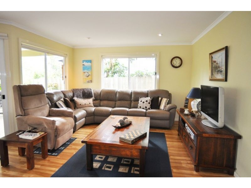 23 Gordon Street, Inverloch VIC 3996