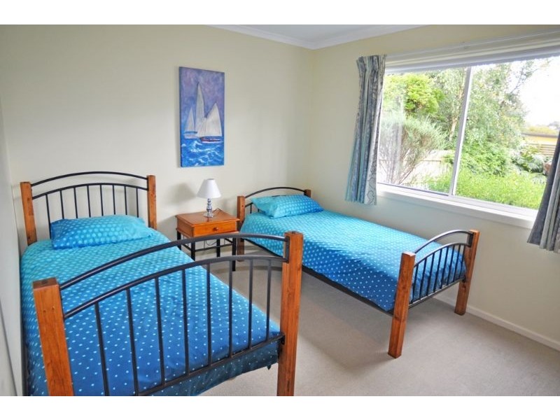 23 Gordon Street, Inverloch VIC 3996