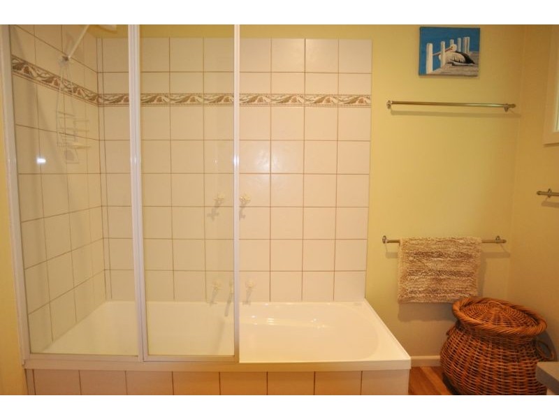 23 Gordon Street, Inverloch VIC 3996