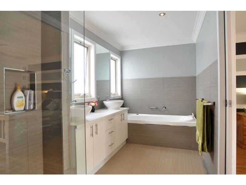 103 Tamara Crescent, Inverloch VIC 3996