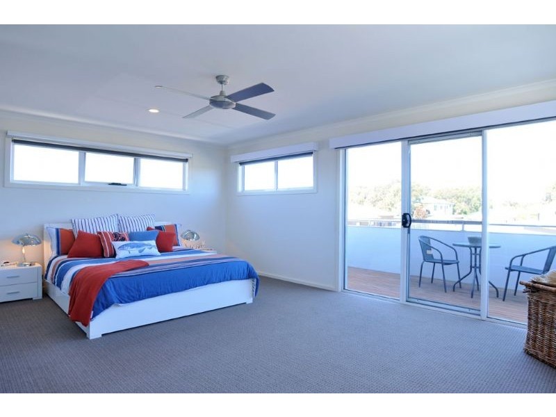 49 Beachcomber Drive, Inverloch VIC 3996