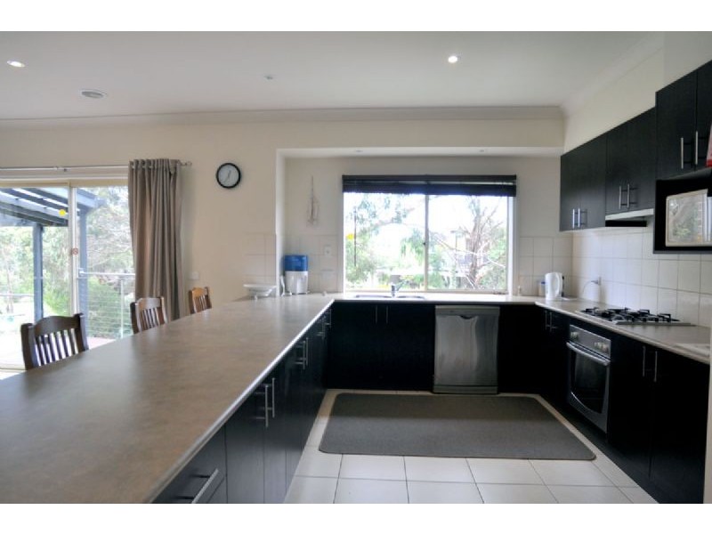 34 Meanderri Crescent, Inverloch VIC 3996