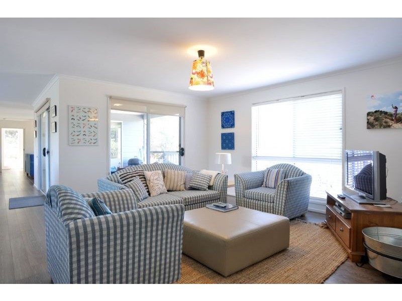 1 Pandora Avenue, Venus Bay VIC 3956