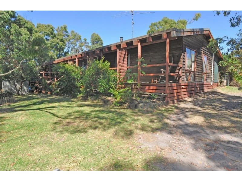 25 Norman Rd, Inverloch VIC 3996