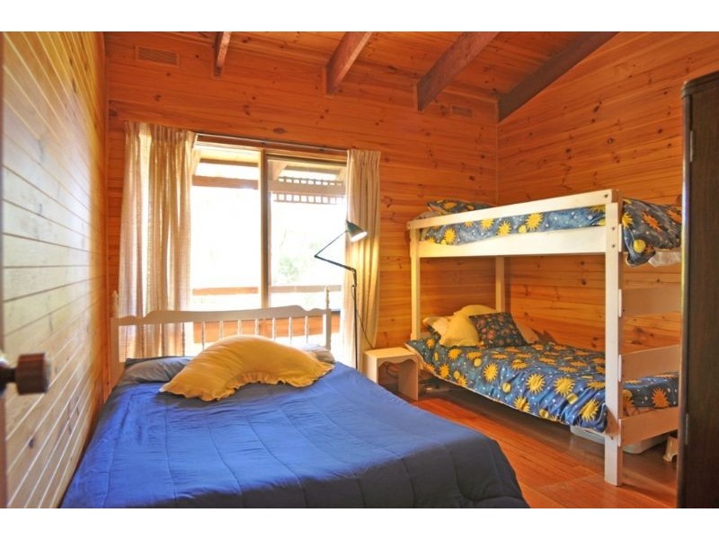 25 Norman Rd, Inverloch VIC 3996