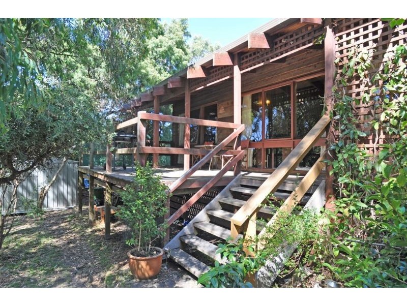 25 Norman Rd, Inverloch VIC 3996