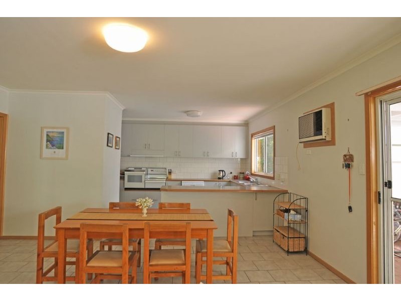 30 Victoria Street, Inverloch VIC 3996